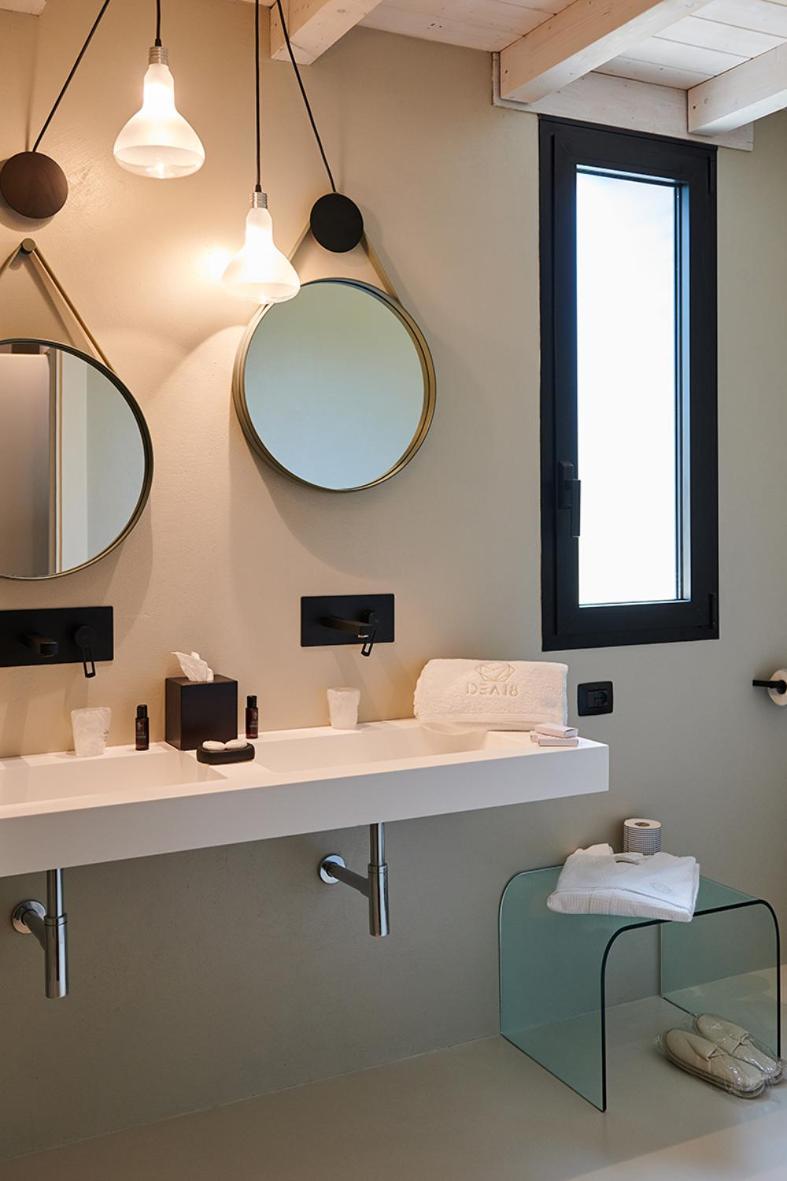 Idea 18 Boutique Hotel Controguerra Luaran gambar